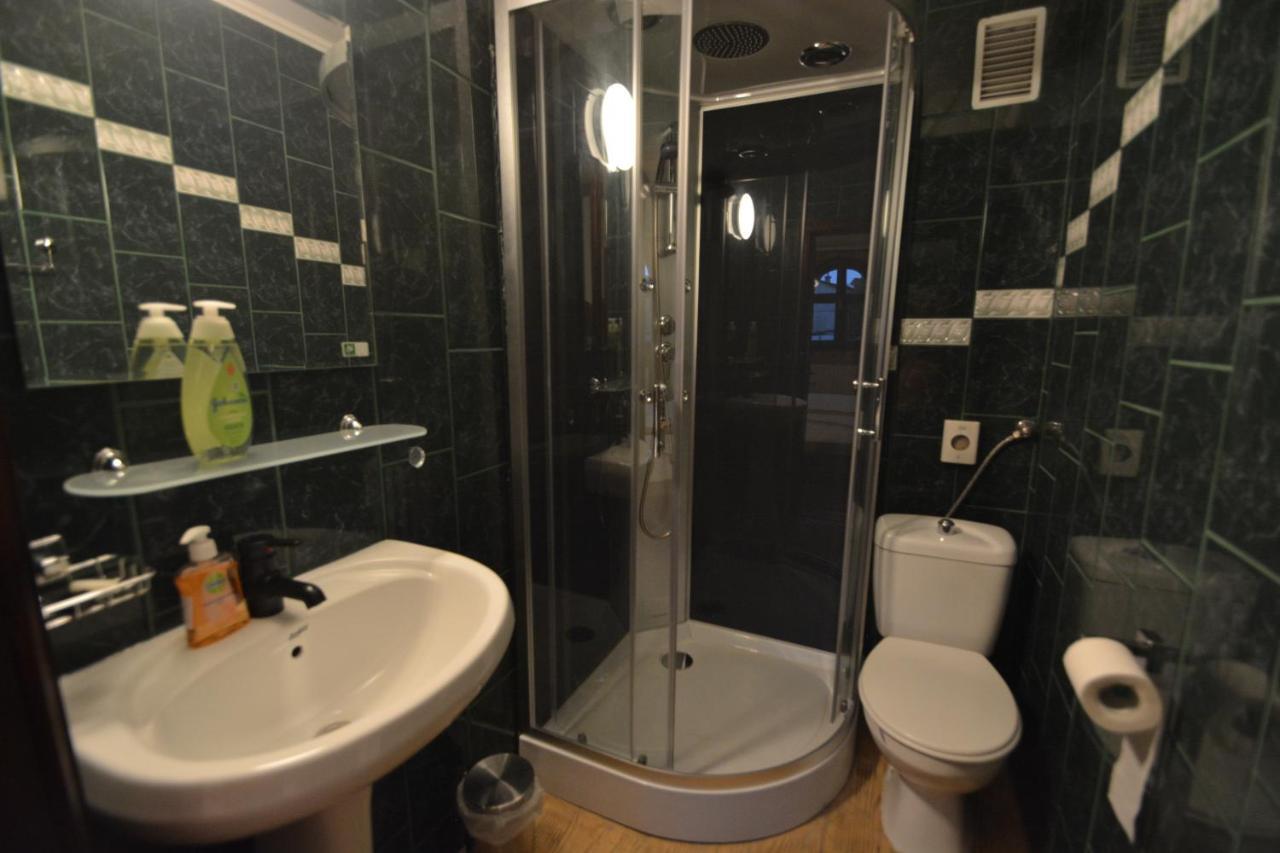Gala - Guesthouse Oradea Εξωτερικό φωτογραφία